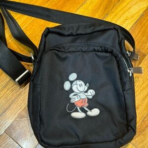 Unisex cross body bag